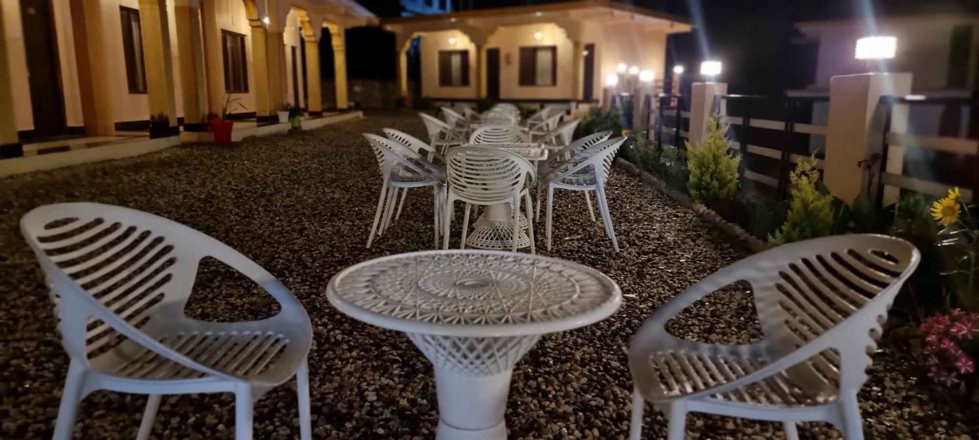 Shri Krishna Farms& Resorts Barkot Екстериор снимка